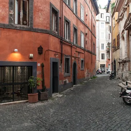 Apartamento Black White - Fromhometorome *