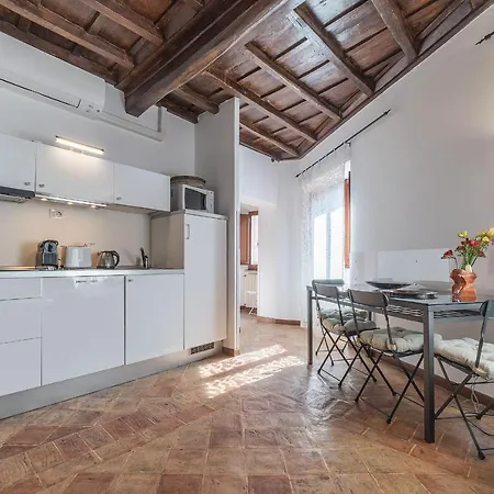 Black White - Fromhometorome Apartamento *