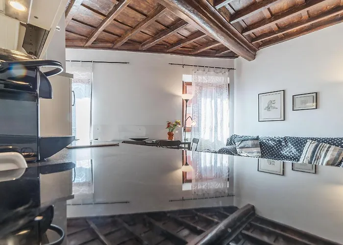 Lejlighed Black White - Fromhometorome *